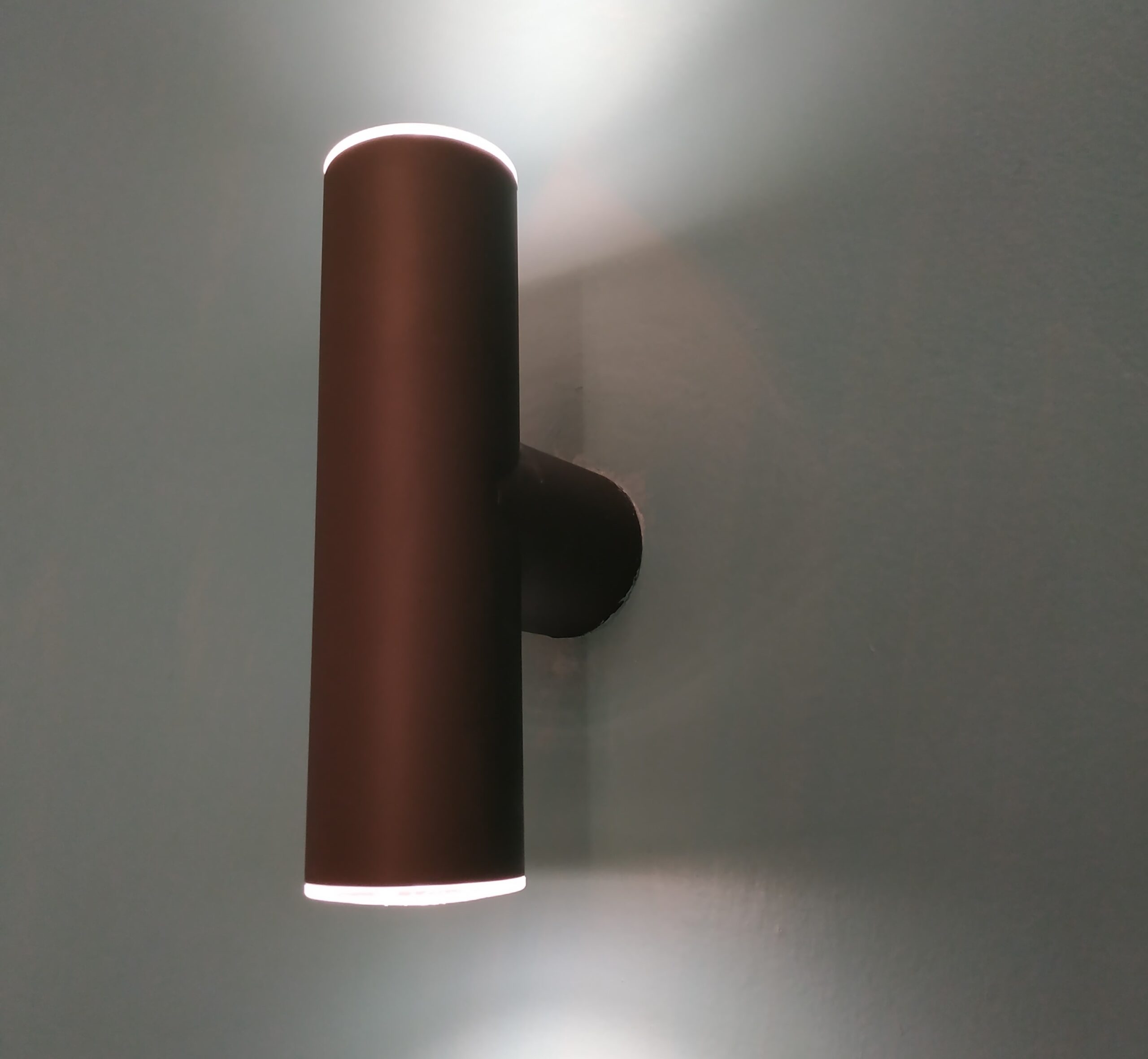 Up&Down40 - Apparecchio LED da parete per interni ed esterni, in ottone e alluminio